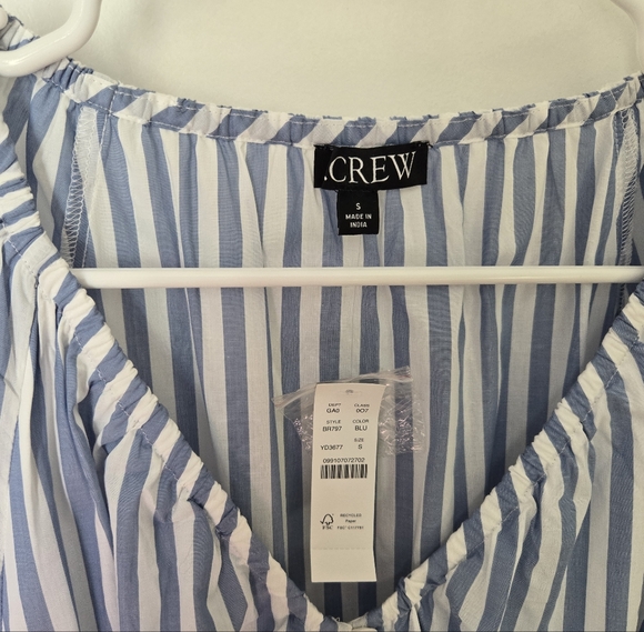 NWT J.Crew V-Neck Smocked Waist Striped Top - Picture 12 of 14